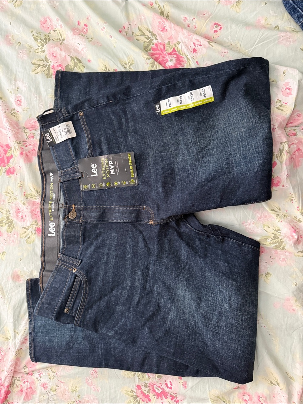 Lee Relaxed Fit Men's Jeans in Dark Indigo